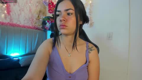Snapshot of melissa___saenz chatting on 06-11-26, 11:41 melissa___saenz online show from 06-11-26, 11:41