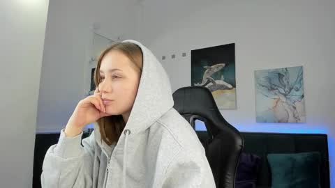 Hi I am Melissa online show from 02-03-26, 06:40