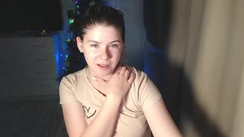Melissa  Ray online show from 12-20-24, 07:07