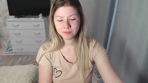 Melissa  Ray online show from 02-19-25, 02:33