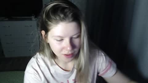 Melissa  Ray online show from 02-21-25, 07:21