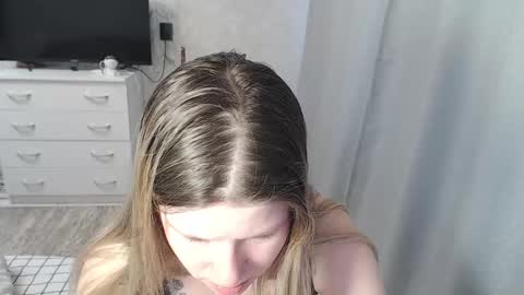 Melissa  Ray online show from 02-28-25, 02:53