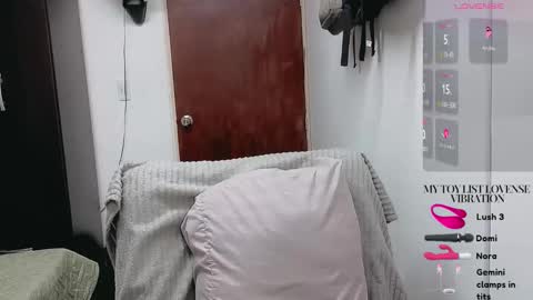 Melissas Corner online show from 12-17-25, 06:25