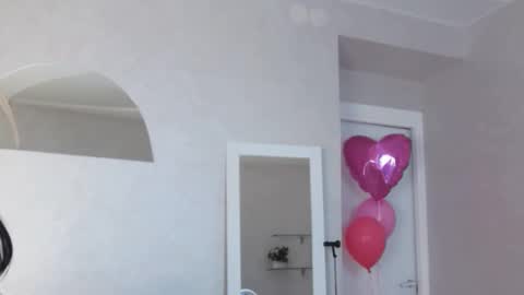 Hot Milf Melissa  ONLINE  Mon  Tue  Wed  Fr  Sun  - 9pm - 6amUTC3 online show from 01-15-26, 09:40