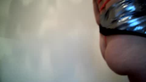 Melissa online show from 12-04-25, 01:20