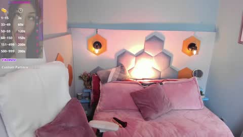 Snapshot of melissa_koster chatting on 01-04-25, 10:13 Melissa 3 online show from 01-04-25, 10:13