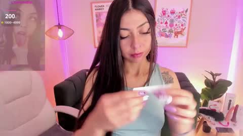 Snapshot of melissa_koster chatting on 10-22-25, 05:52 Melissa 3 online show from 10-22-25, 05:52