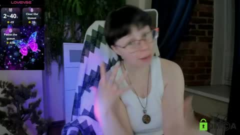 Snapshot of melissa_wells chatting on 06-04-26, 10:16 Melissa online show from 06-04-26, 10:16