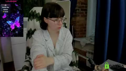 Snapshot of melissa_wells chatting on 07-02-26, 03:23 Melissa online show from 07-02-26, 03:23