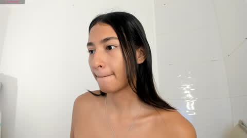 Snapshot of melissacute50 chatting on 04-08-26, 03:34 Meli online show from 04-08-26, 03:34