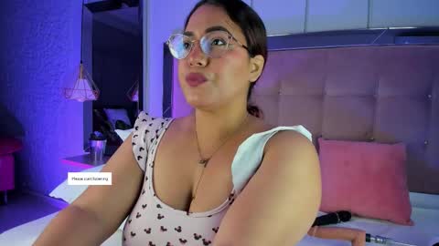 M E L I S S A  online show from 12-03-25, 12:03