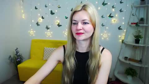 Snapshot of melissatylerbb chatting on 03-26-26, 01:17 Melissa online show from 03-26-26, 01:17