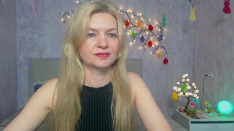 Snapshot of melissatylerbb chatting on 03-31-26, 11:43 Melissa online show from 03-31-26, 11:43