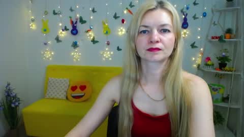 Snapshot of melissatylerbb chatting on 04-02-26, 11:41 Melissa online show from 04-02-26, 11:41