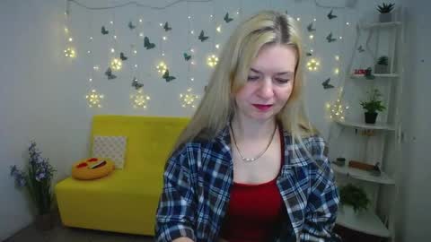 Snapshot of melissatylerbb chatting on 04-15-26, 06:09 Melissa online show from 04-15-26, 06:09