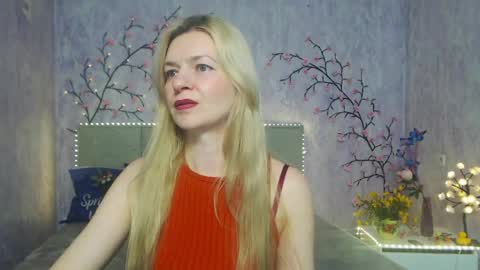 Snapshot of melissatylerbb chatting on 04-21-26, 11:49 Melissa online show from 04-21-26, 11:49