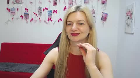 Snapshot of melissatylerbb chatting on 05-31-26, 05:48 Melissa online show from 05-31-26, 05:48