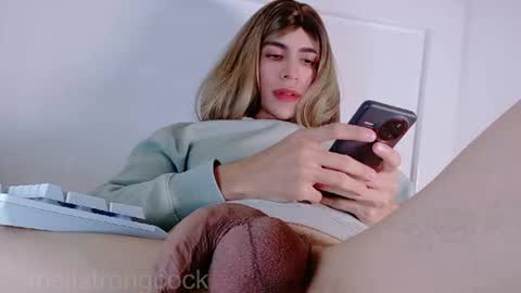 Snapshot of melistrongcock chatting on 07-28-26, 04:39 Meli online show from 07-28-26, 04:39