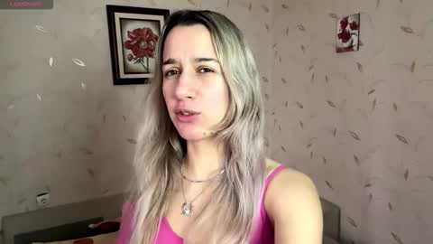 Hello My name is Aurora im new model here. Lets enjoy our time togather online show from 12-21-25, 09:05