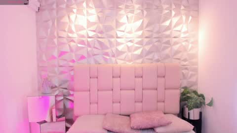  Mell online show from 04-16-26, 12:28