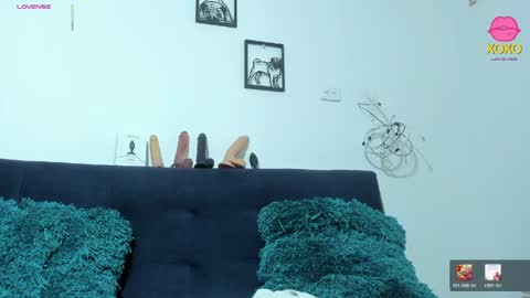 Snapshot of mellanie33 chatting on 05-16-26, 11:20 mellanie online show from 05-16-26, 11:20