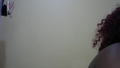 Snapshot of mellcy chatting on 01-03-25, 11:25 mell online show from 01-03-25, 11:25