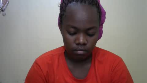 Snapshot of mellcy chatting on 01-04-25, 11:00 mell online show from 01-04-25, 11:00