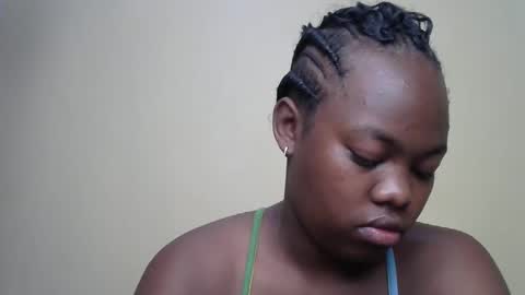 Snapshot of mellcy chatting on 01-18-25, 05:20 mell online show from 01-18-25, 05:20