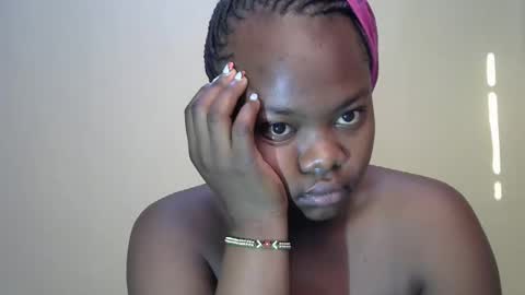 Snapshot of mellcy chatting on 01-25-25, 04:13 mell online show from 01-25-25, 04:13