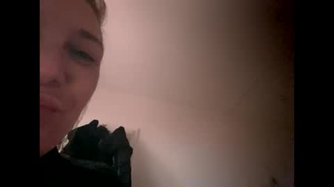 Melli online show from 12-13-24, 01:55