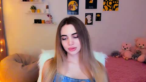 Tessa online show from 02-01-25, 11:06