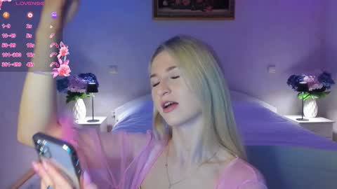 Mellina online show from 03-04-26, 08:37