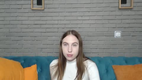 Snapshot of mellingi chatting on 09-25-25, 05:11 mellingi online show from 09-25-25, 05:11