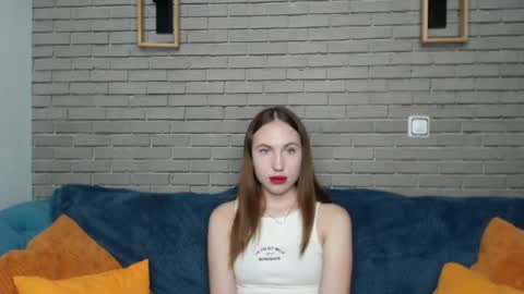Snapshot of mellingi chatting on 10-05-25, 05:06 mellingi online show from 10-05-25, 05:06