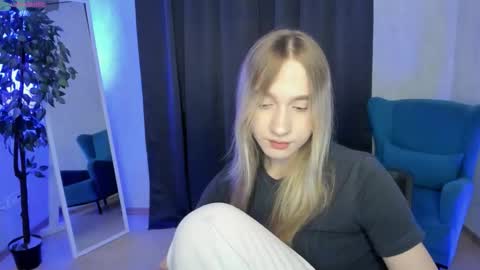mellisadream online show from 10-08-25, 01:47