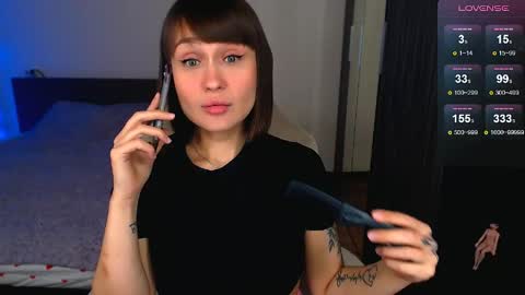 Snapshot of mellovell chatting on 05-12-26, 10:07 Mel online show from 05-12-26, 10:07