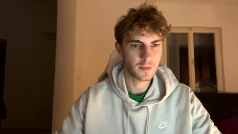 Snapshot of melodicass chatting on 12-01-24, 10:32 Melodicass online show from 12-01-24, 10:32