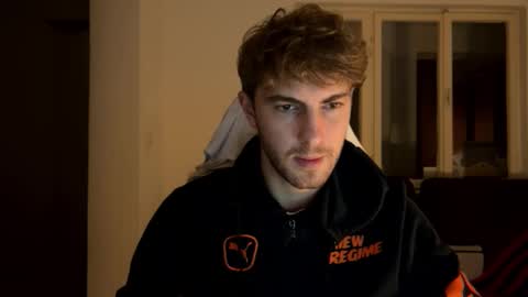 Snapshot of melodicass chatting on 12-08-24, 12:18 Melodicass online show from 12-08-24, 12:18