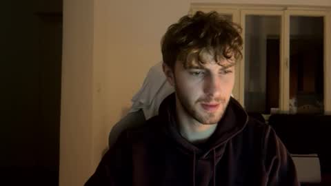 Snapshot of melodicass chatting on 12-11-24, 11:32 Melodicass online show from 12-11-24, 11:32