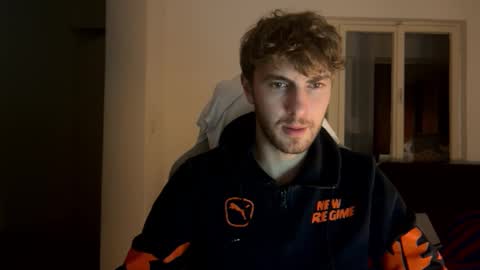 Snapshot of melodicass chatting on 12-12-24, 11:36 Melodicass online show from 12-12-24, 11:36