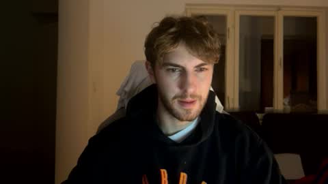 Snapshot of melodicass chatting on 12-15-24, 02:52 Melodicass online show from 12-15-24, 02:52