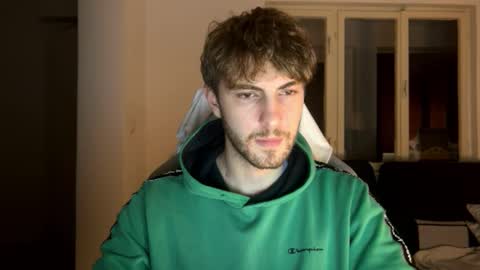 Snapshot of melodicass chatting on 12-16-24, 01:21 Melodicass online show from 12-16-24, 01:21