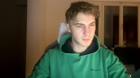 Snapshot of melodicass chatting on 12-30-24, 11:17 Melodicass online show from 12-30-24, 11:17