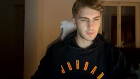 Snapshot of melodicass chatting on 01-03-25, 02:10 Melodicass online show from 01-03-25, 02:10