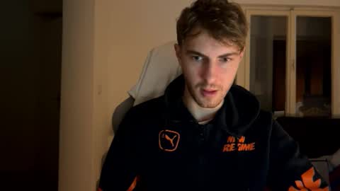 Snapshot of melodicass chatting on 01-08-25, 03:29 Melodicass online show from 01-08-25, 03:29