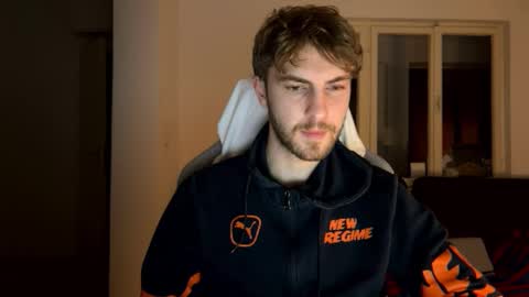 Snapshot of melodicass chatting on 01-25-25, 04:02 Melodicass online show from 01-25-25, 04:02