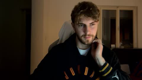 Snapshot of melodicass chatting on 01-25-25, 11:32 Melodicass online show from 01-25-25, 11:32