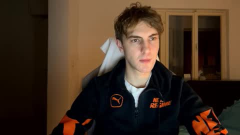 Snapshot of melodicass chatting on 01-28-25, 10:45 Melodicass online show from 01-28-25, 10:45