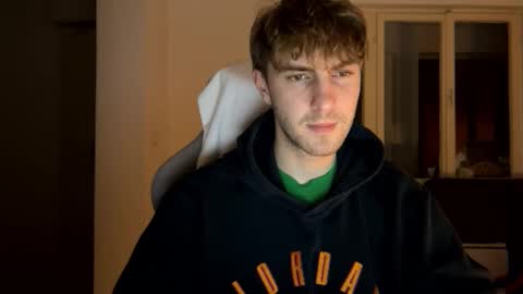 Snapshot of melodicass chatting on 02-05-25, 10:01 Melodicass online show from 02-05-25, 10:01