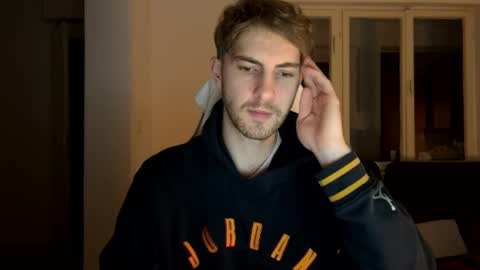 Snapshot of melodicass chatting on 02-13-25, 01:19 Melodicass online show from 02-13-25, 01:19